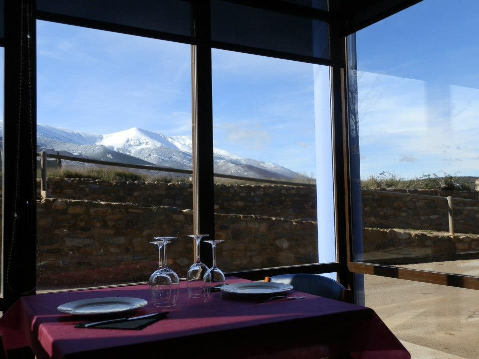 Hotel El Comendador Anon Екстер'єр фото