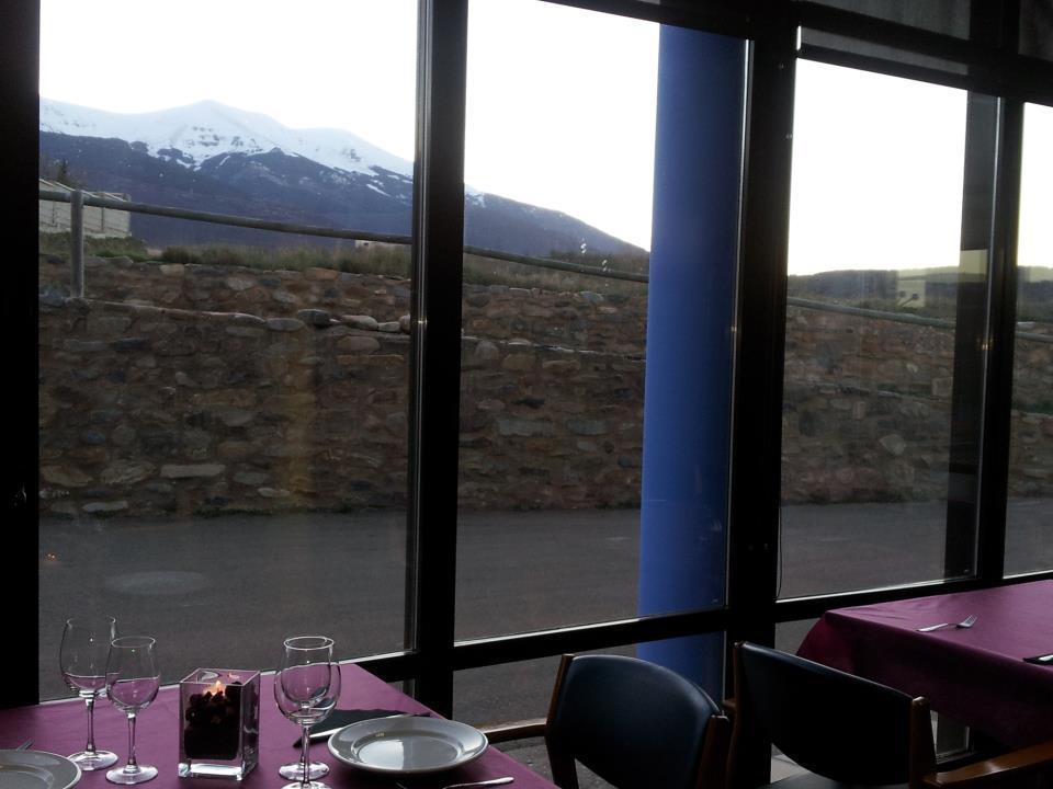 Hotel El Comendador Anon Екстер'єр фото