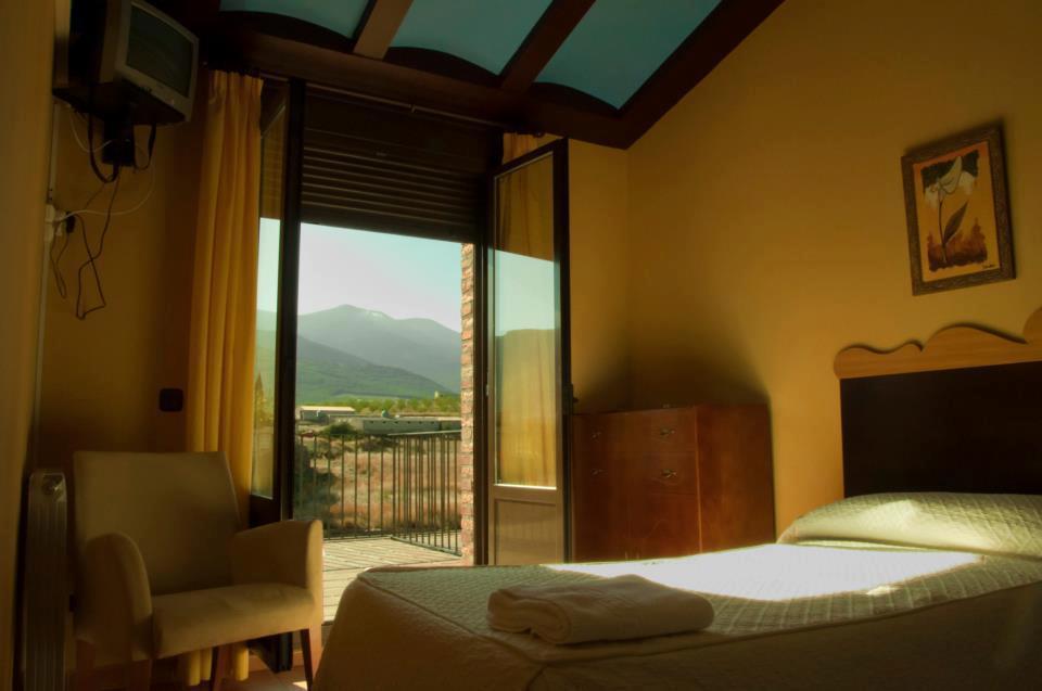Hotel El Comendador Anon Екстер'єр фото